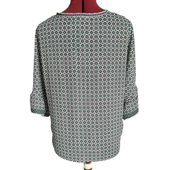 Max Studio Size Large Four Leaf Clover Button Up Blouse Front Tie Ruffle Cuff - Picture 2 of 8